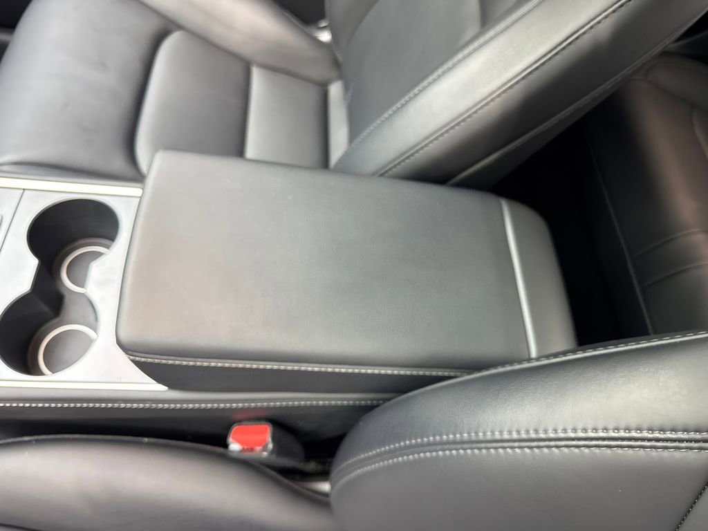 2024 Tesla Model Y Performance