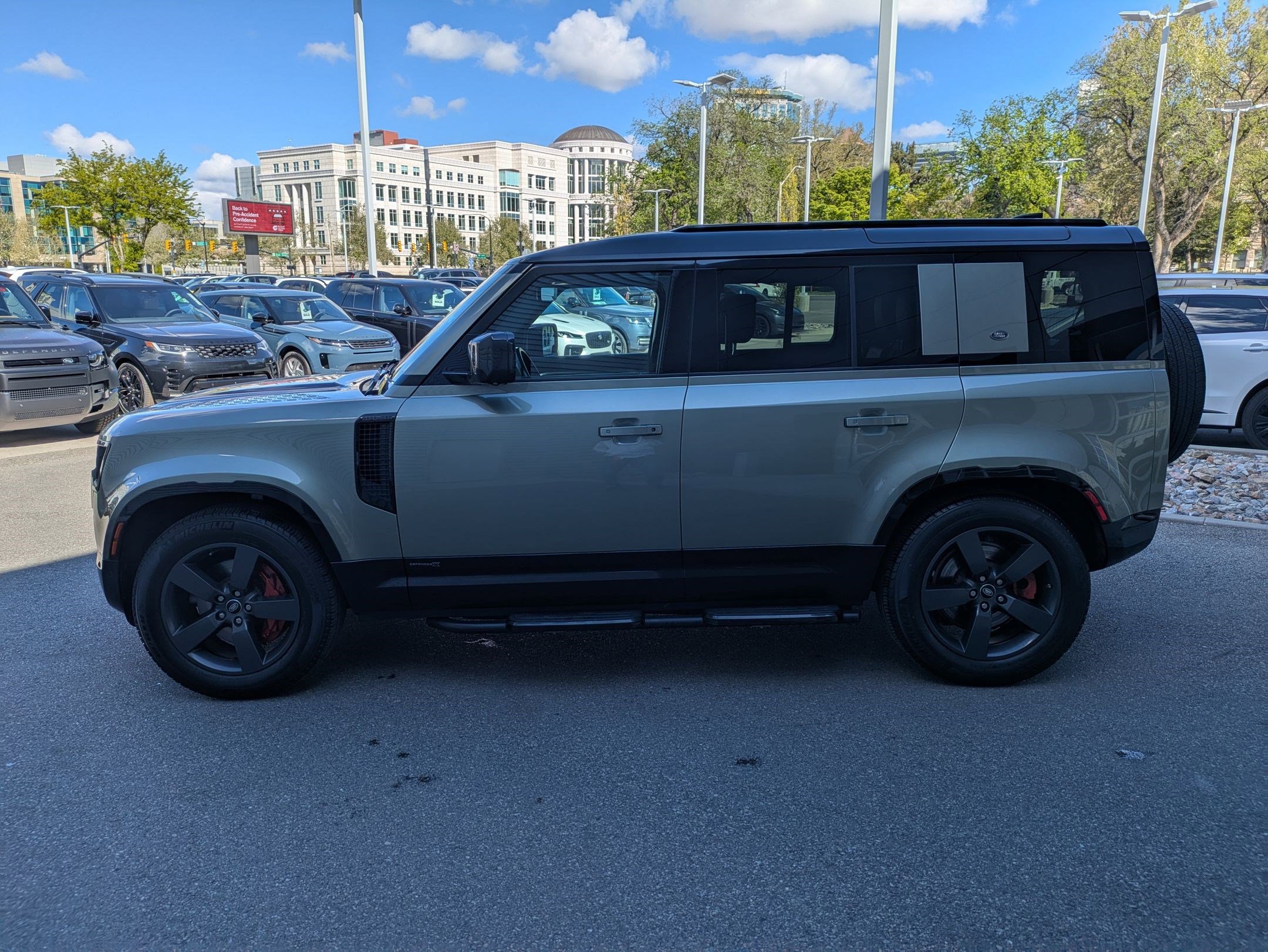 2021 Land Rover Defender 110 X