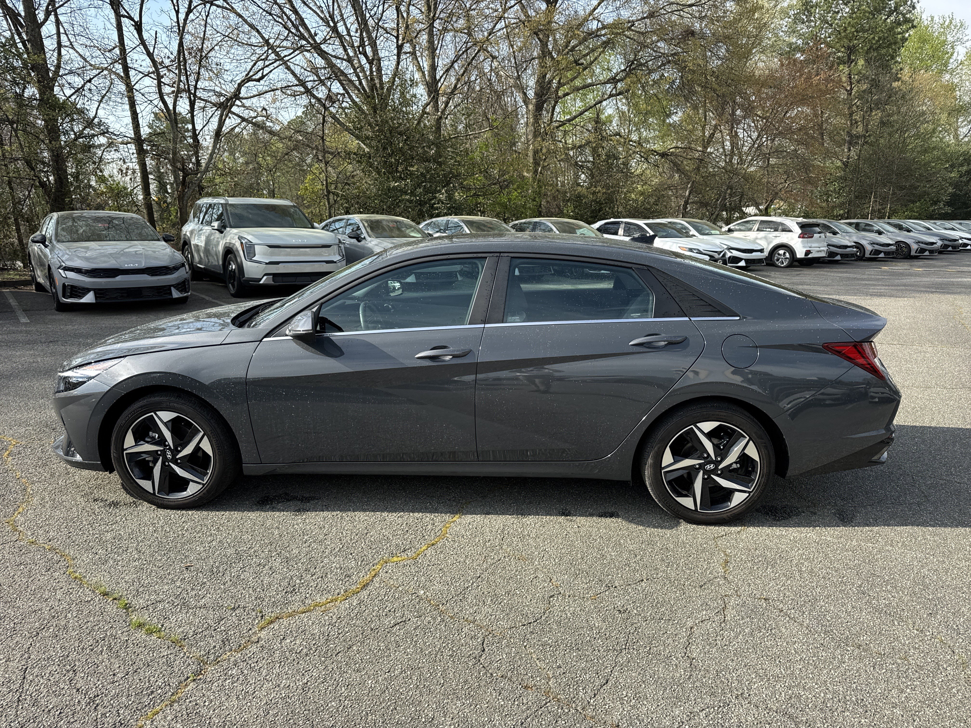 2023 Hyundai Elantra Limited