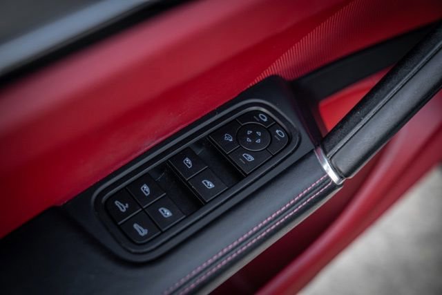 2022 Porsche Cayenne Platinum Edition