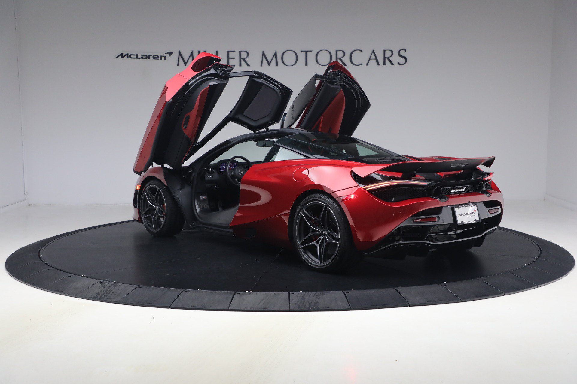 Used 2019 McLaren 720S Performance photo 15