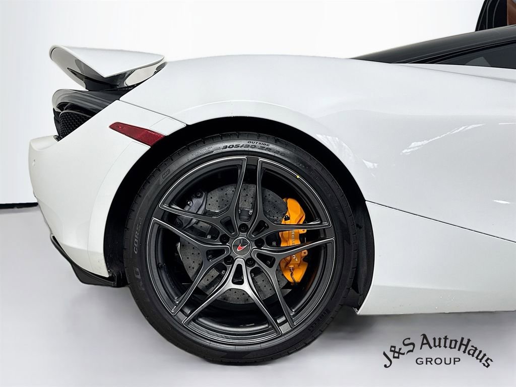 Used 2018 McLaren 720S photo 33