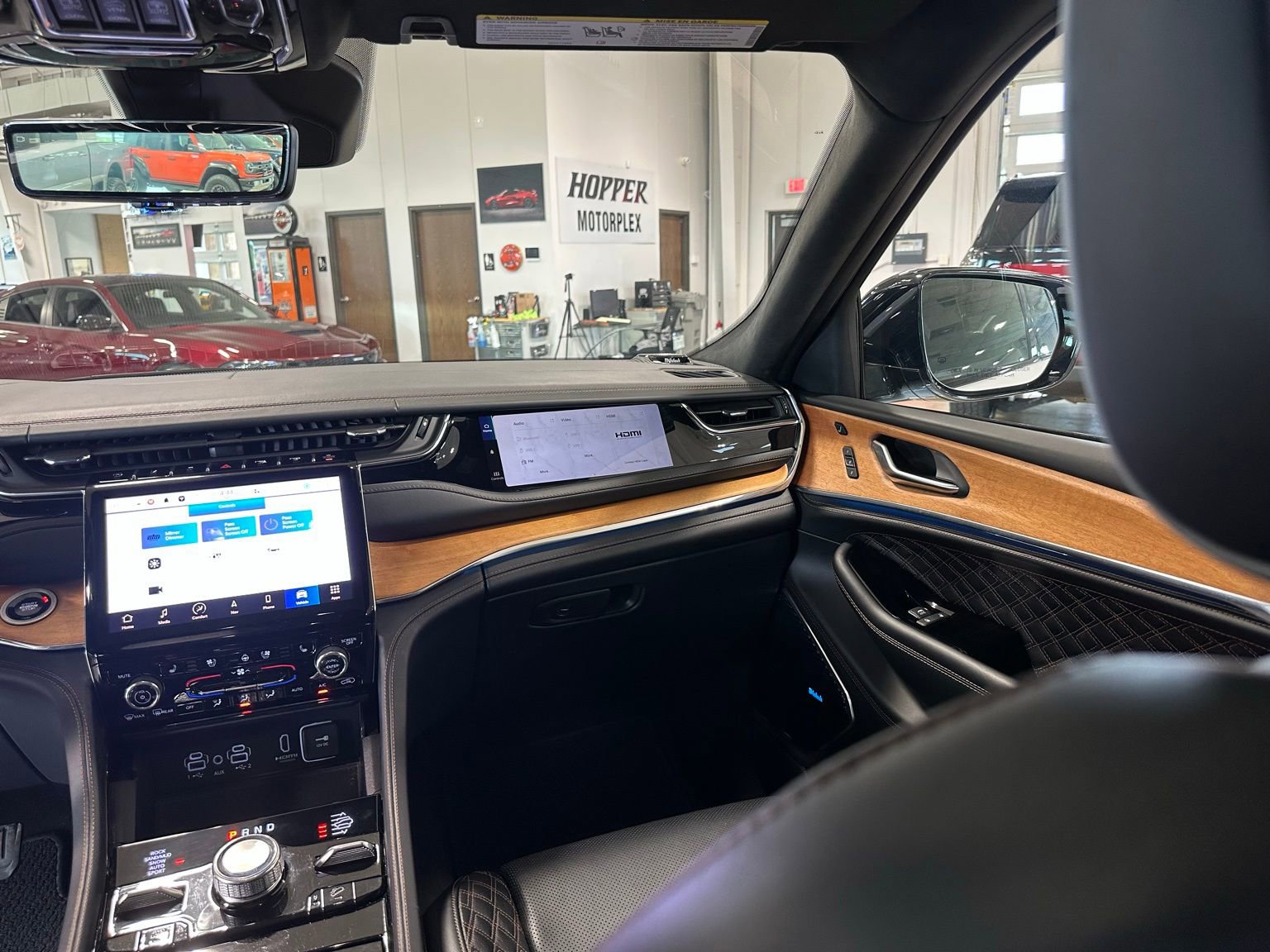 2024 Jeep Grand Cherokee Summit