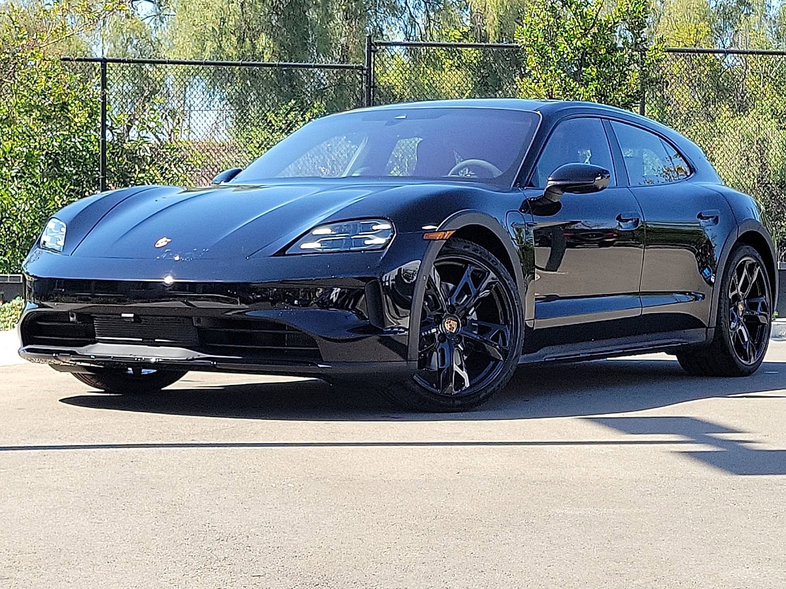 New 2025 Porsche Taycan 4S