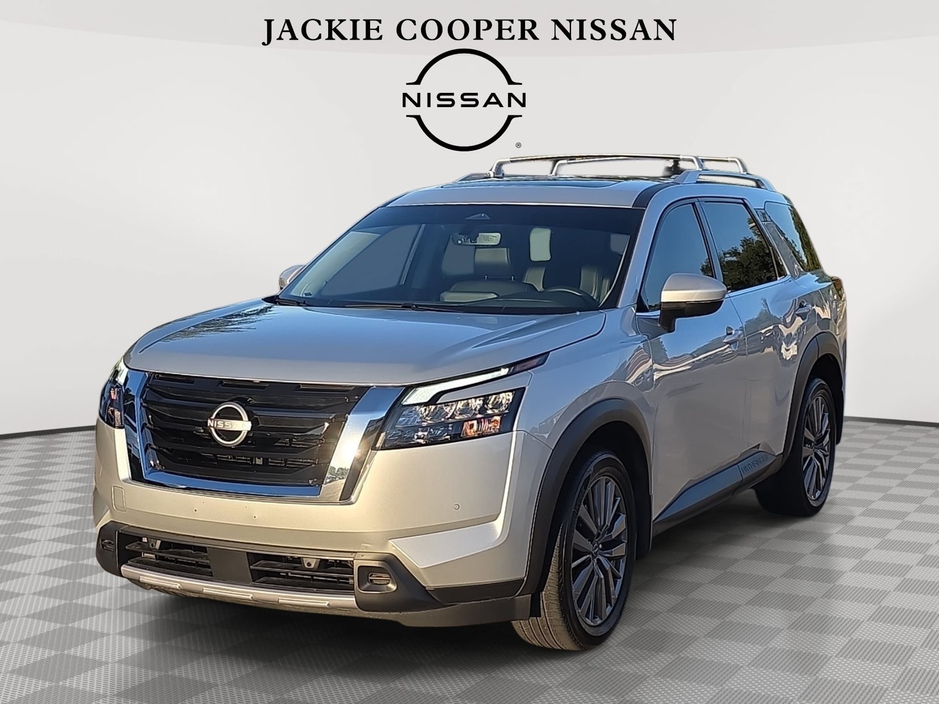Used 2025 Nissan Pathfinder SL w/ SL Premium Package