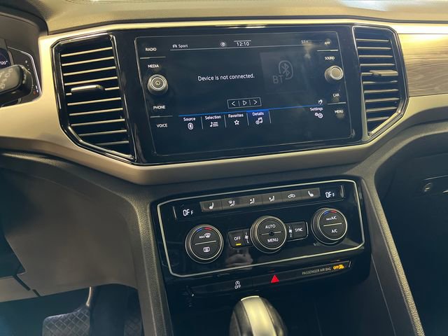 2022 Volkswagen Atlas Cross Sport SE