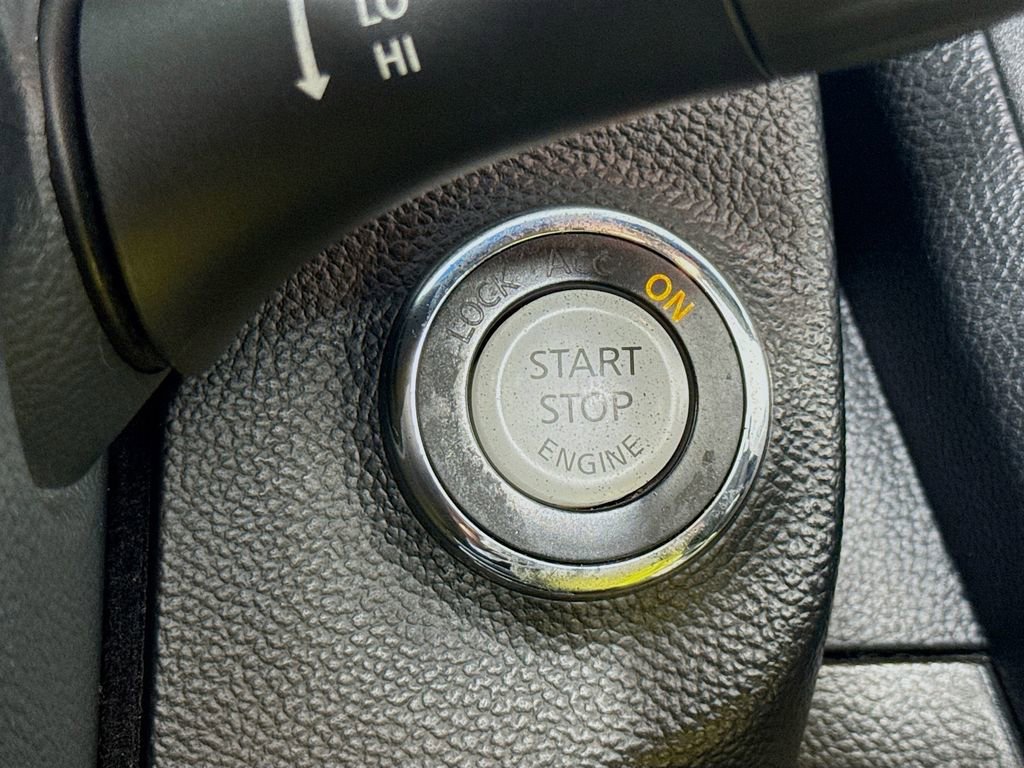 2014 INFINITI Q60 Convertible