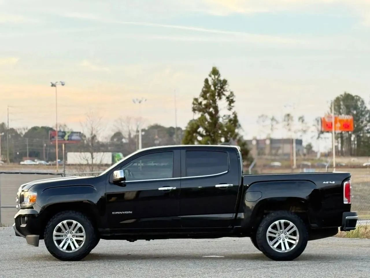 2016 GMC Canyon SLT