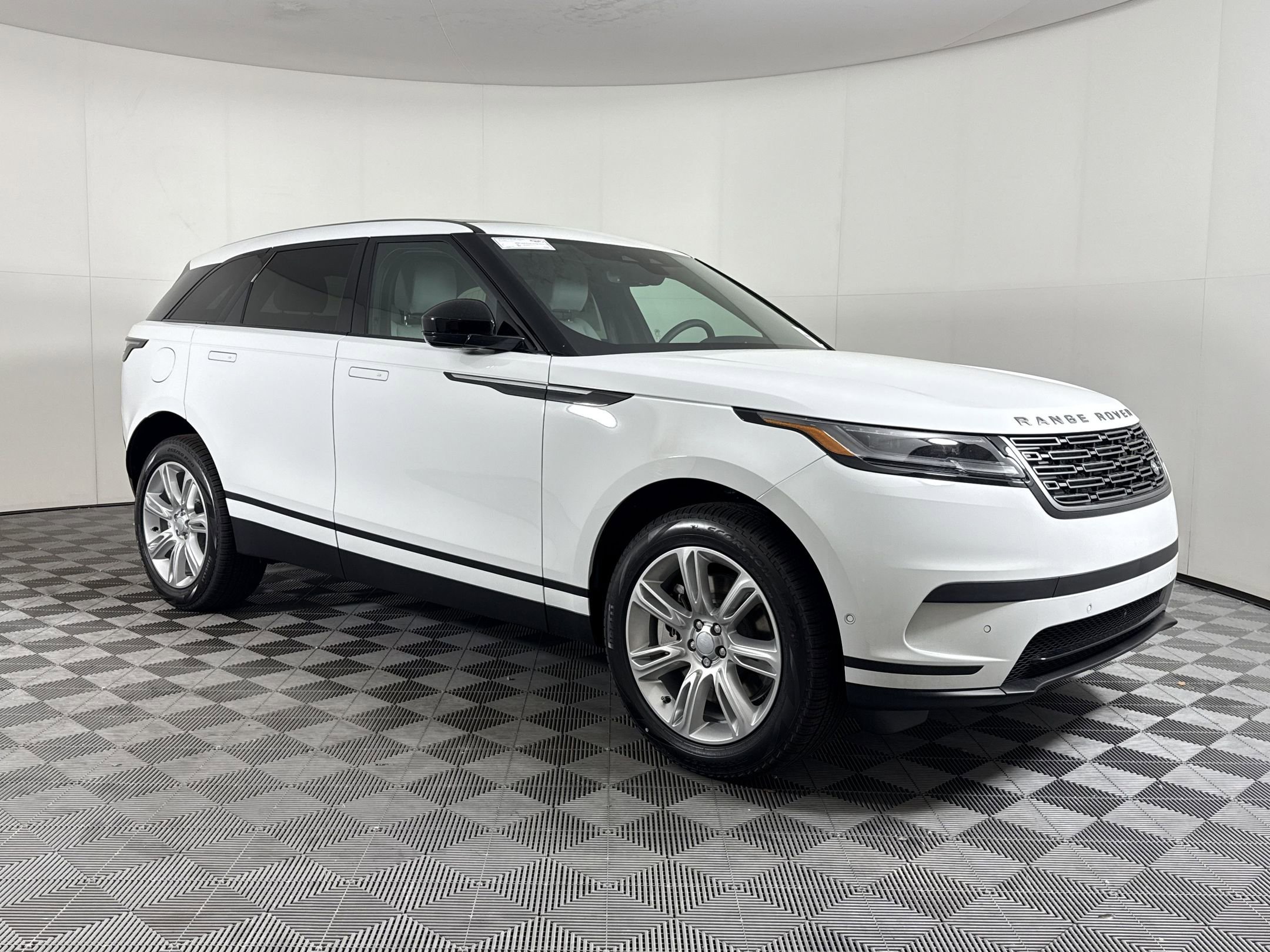 2026 Land Rover Range Rover Velar S