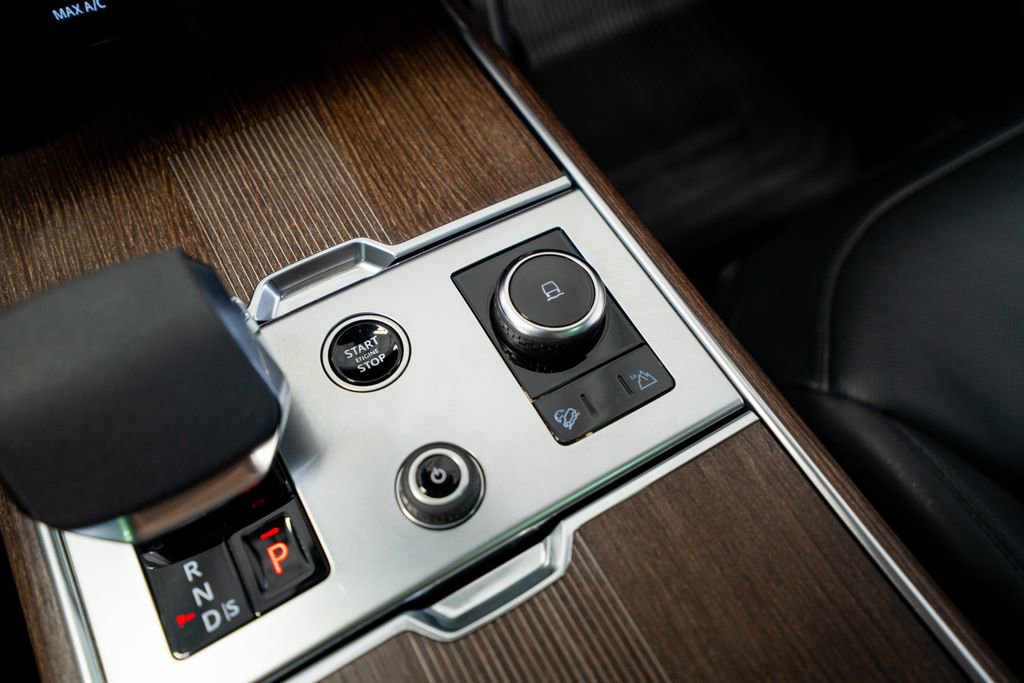 2023 Land Rover Range Rover Long Wheelbase Autobiography