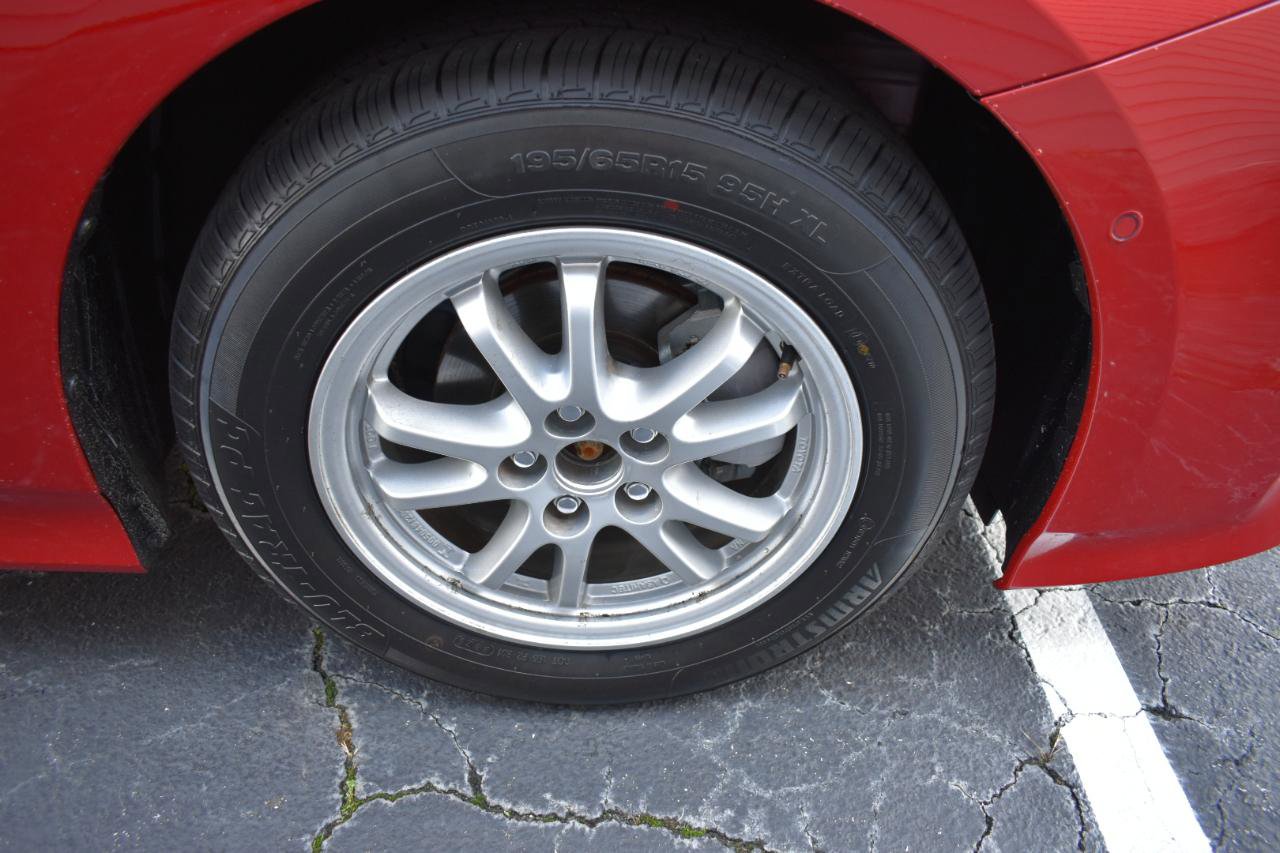 2022 Toyota Prius LE