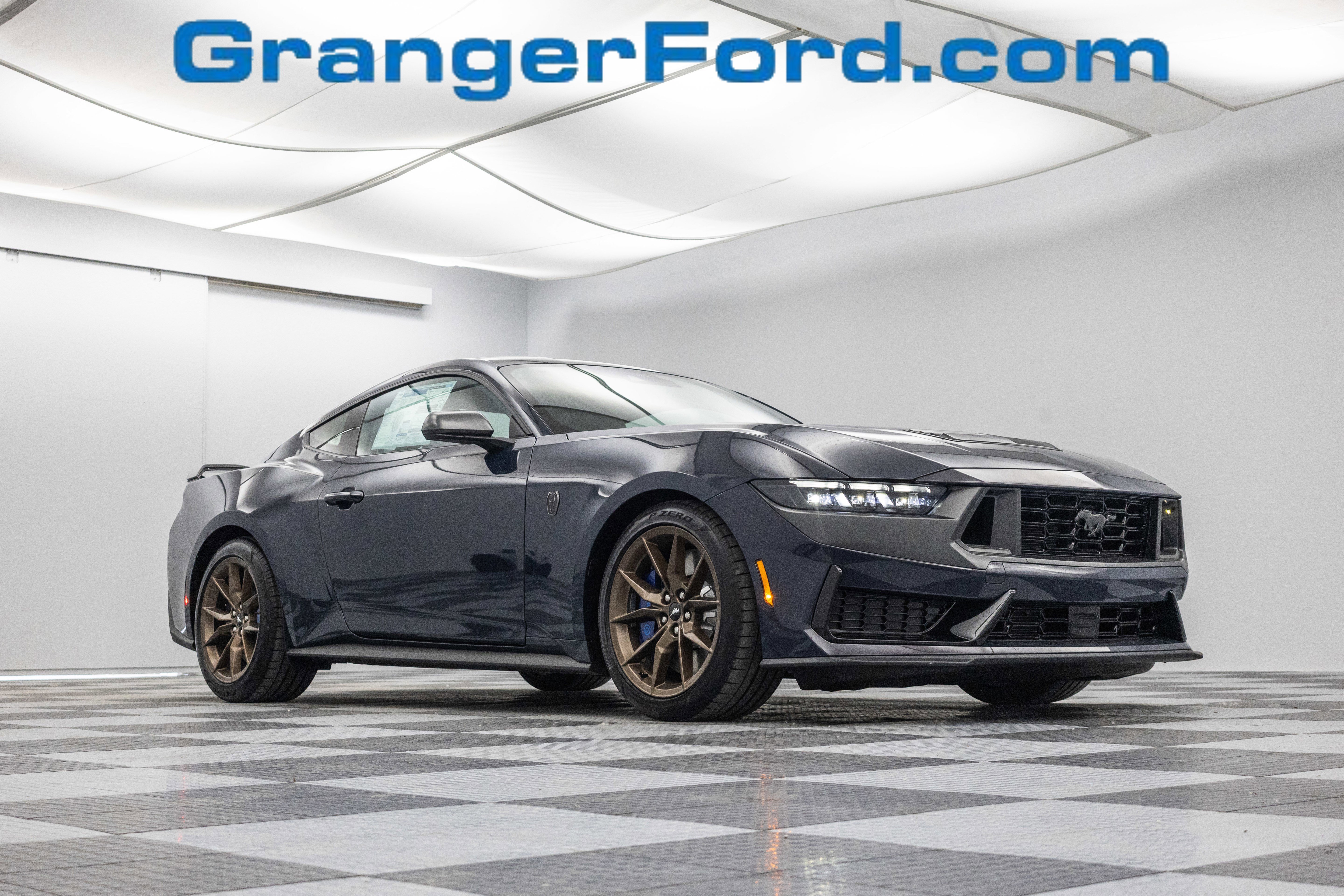 New 2025 Ford Mustang Dark Horse