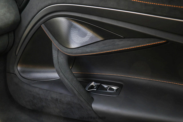 Used 2025 McLaren 750S photo 27