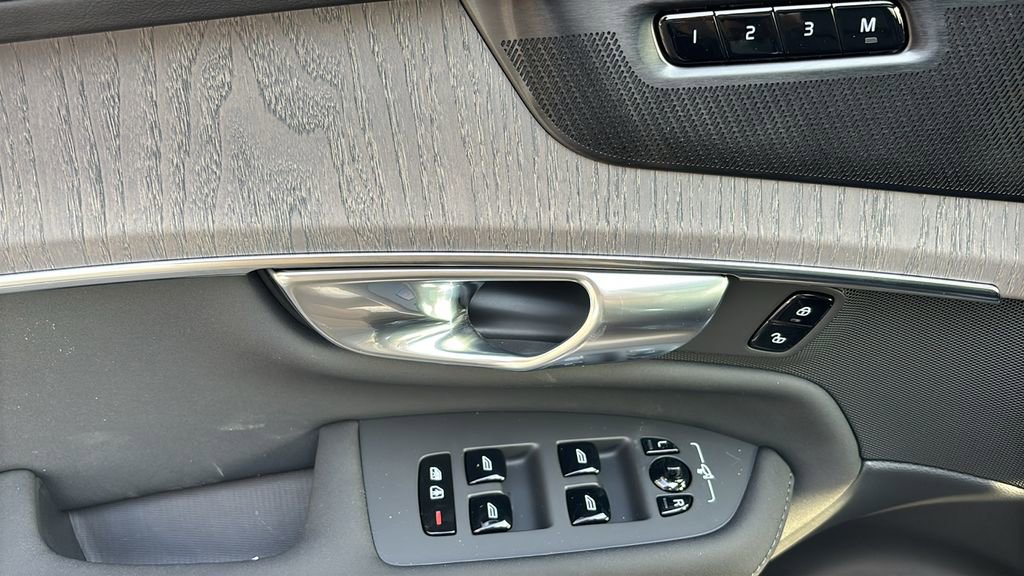 2026 Volvo Xc90 B6 Ultra