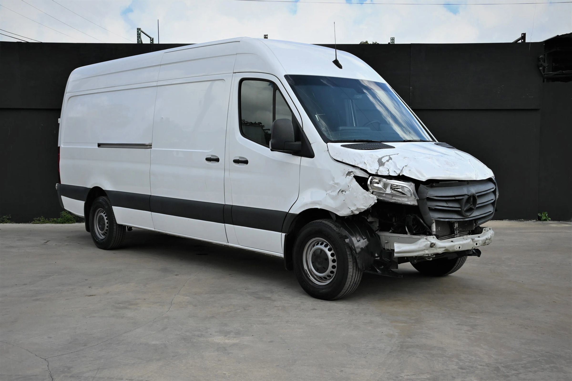 2022 Mercedes-Benz Sprinter 2500