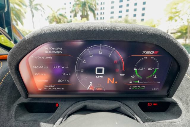Used 2018 McLaren 720S Performance photo 70