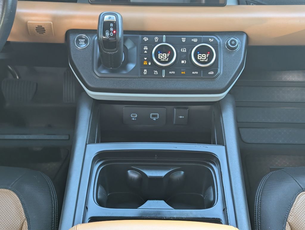 2023 Land Rover Defender 110 X-Dynamic SE