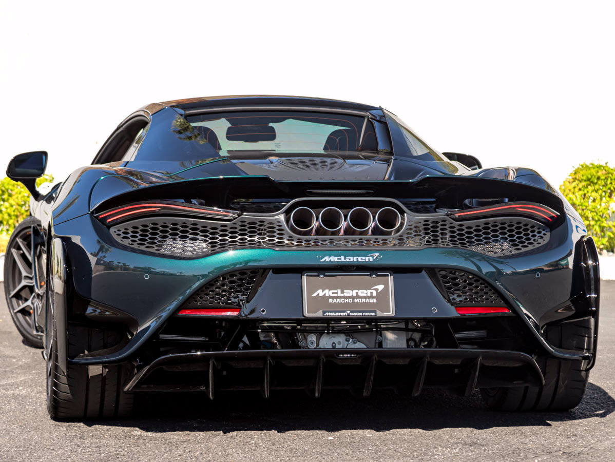 Used 2022 McLaren 765LT photo 15
