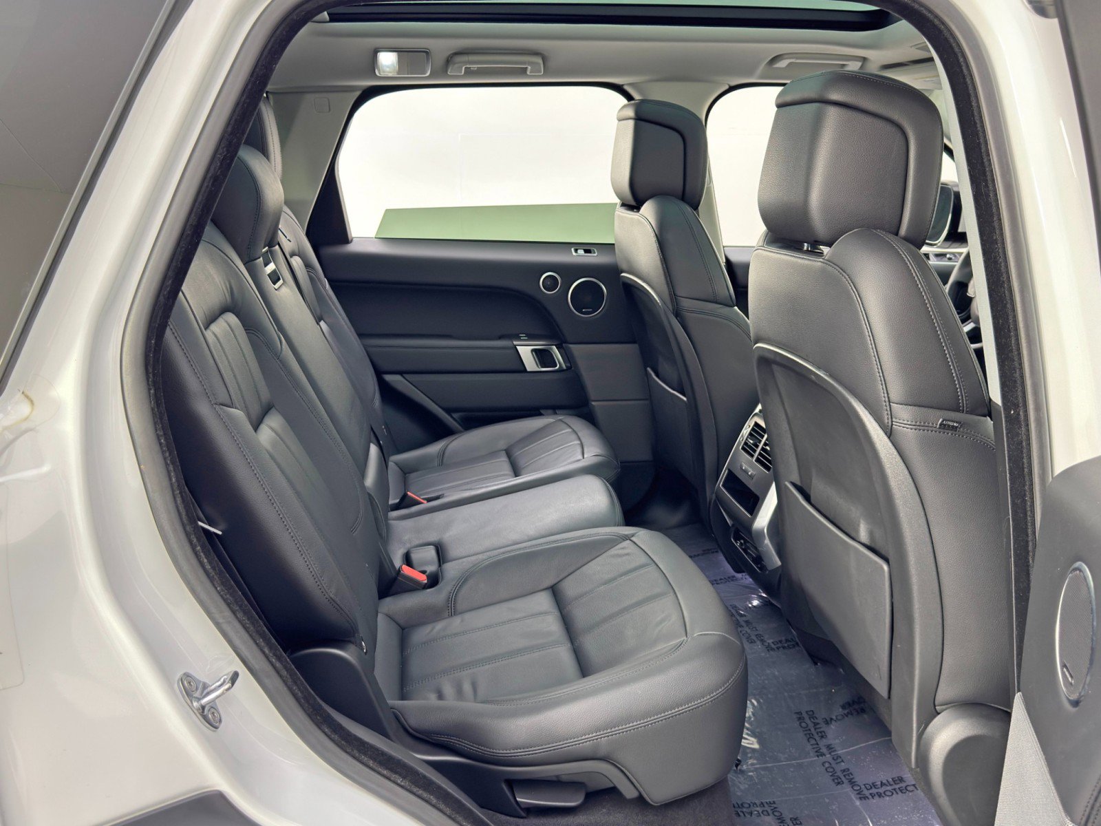 2022 Land Rover Range Rover Sport SE