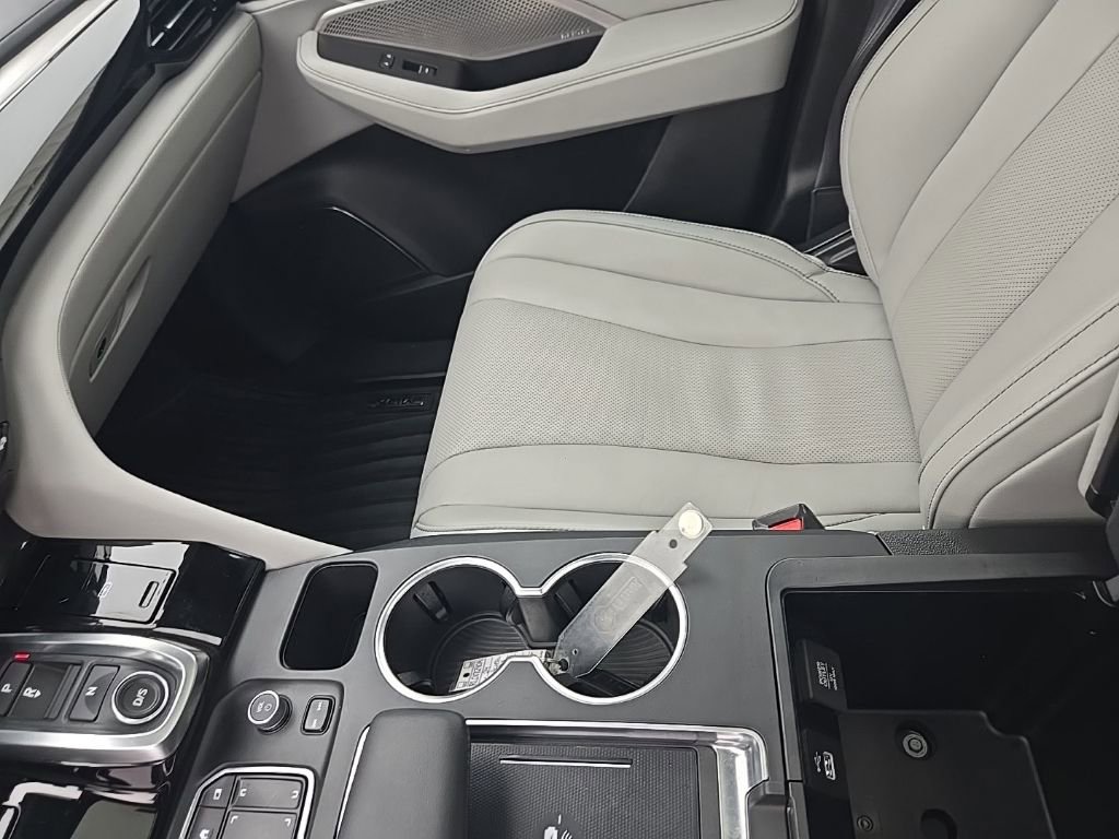 2024 Acura MDX SH-AWD w/ Technology Package