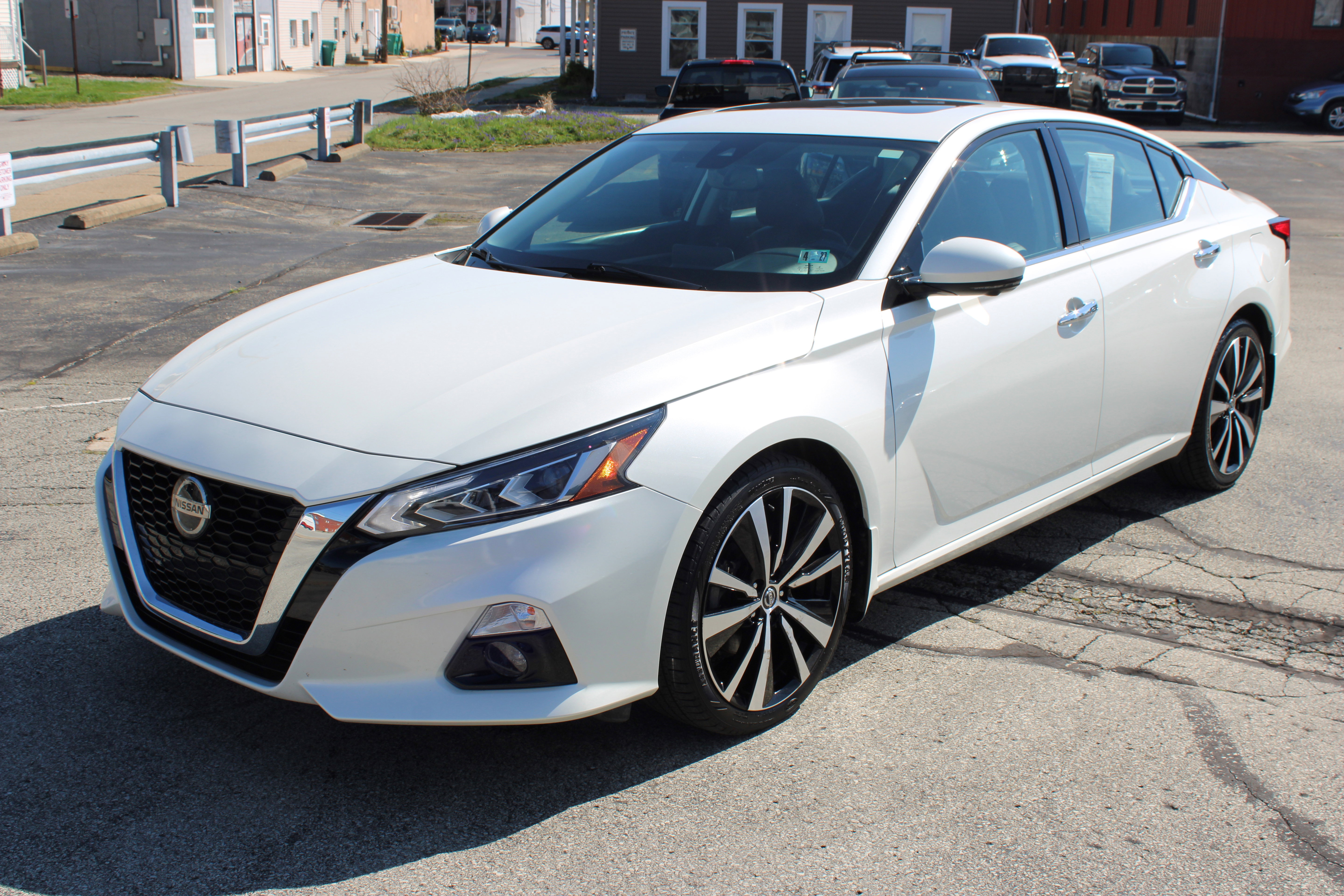 Used 2019 Nissan Altima 2.5 Platinum