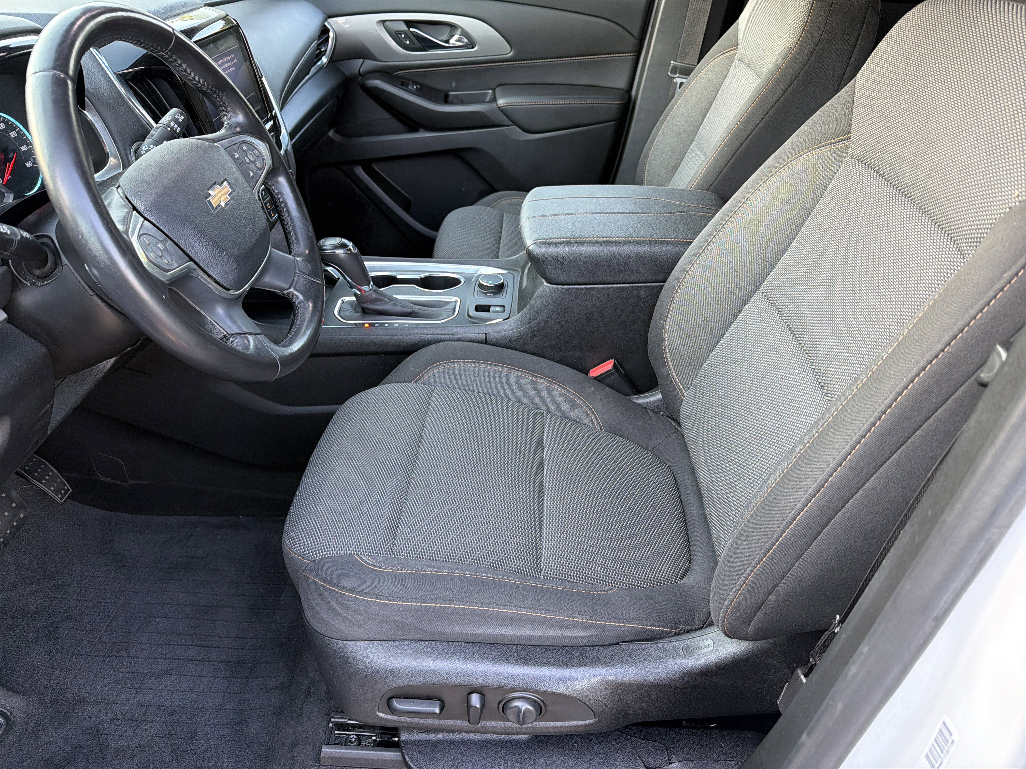 2020 Chevrolet Traverse LT