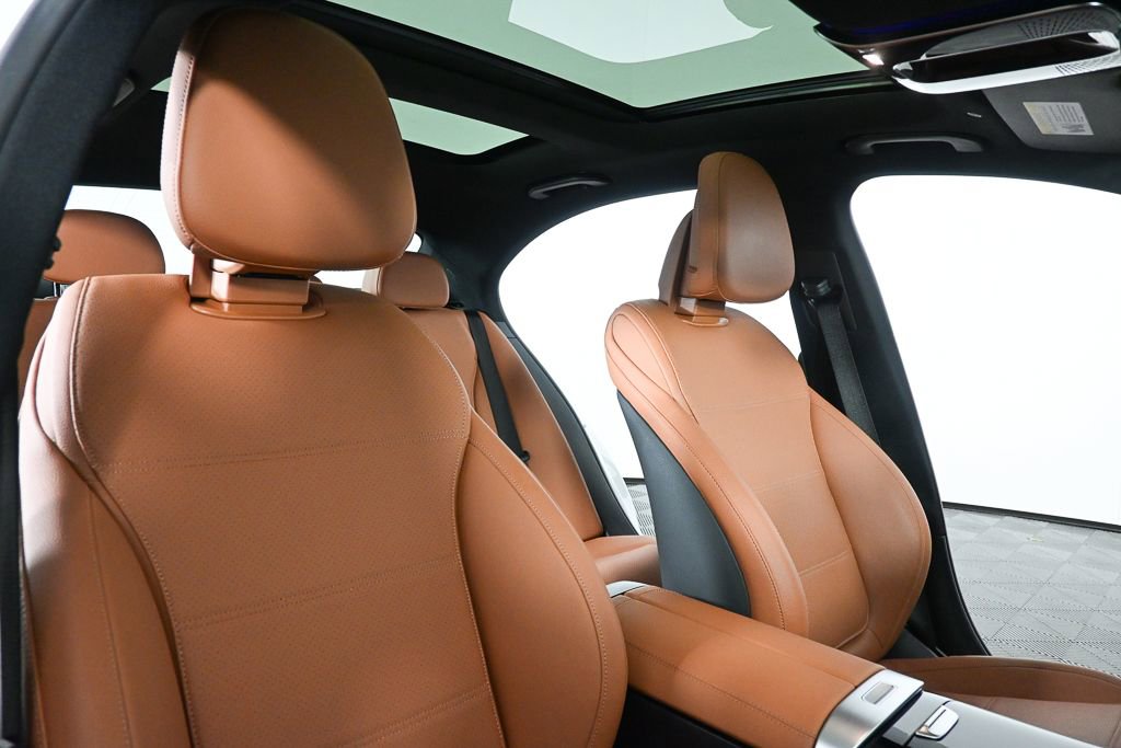 2025 Mercedes-Benz C 300 Sedan