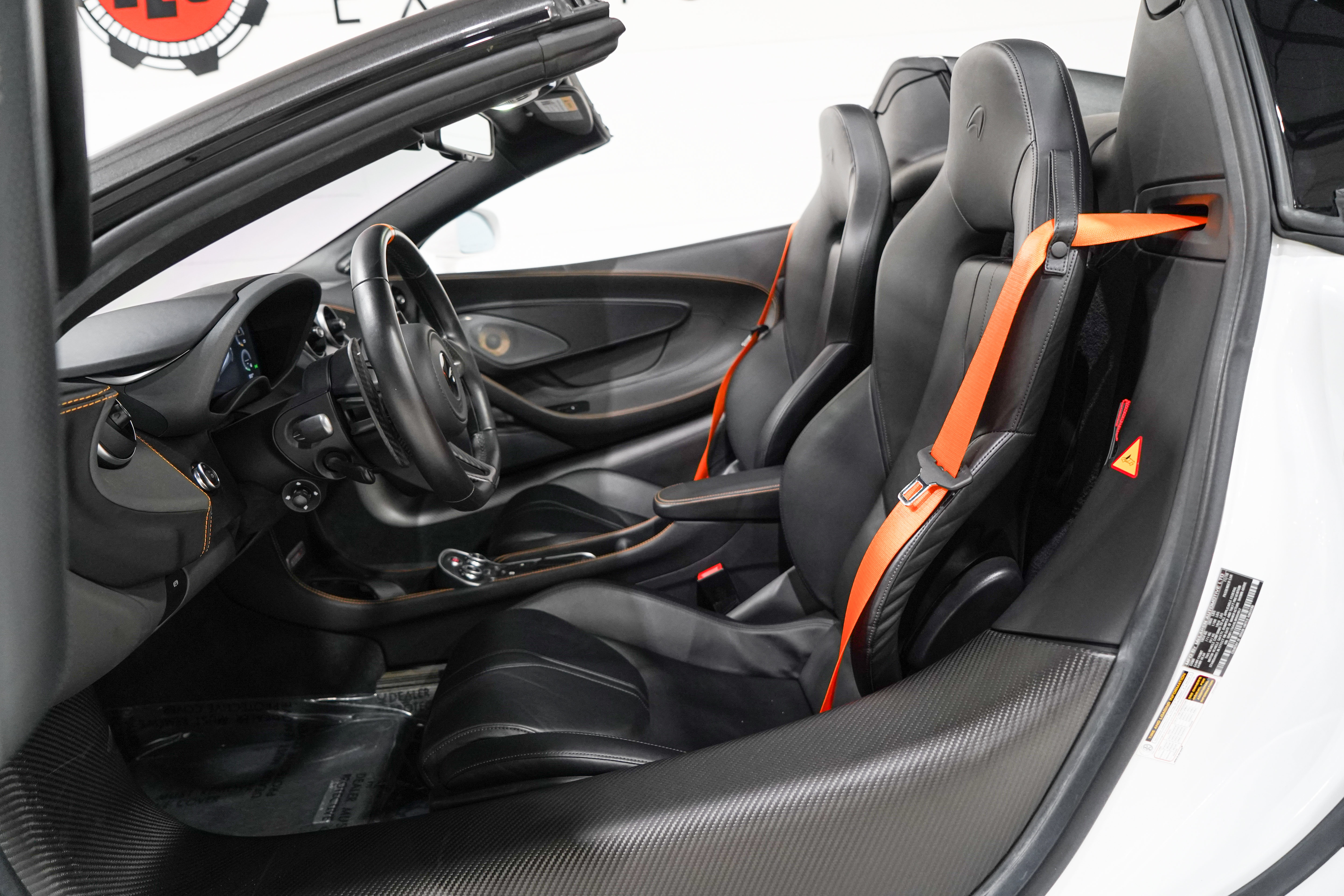 Used 2020 McLaren 600LT Spider photo 10
