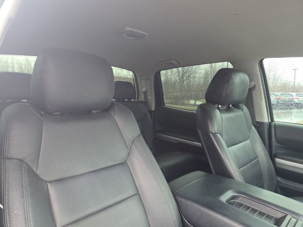 2015 Toyota Tundra SR5