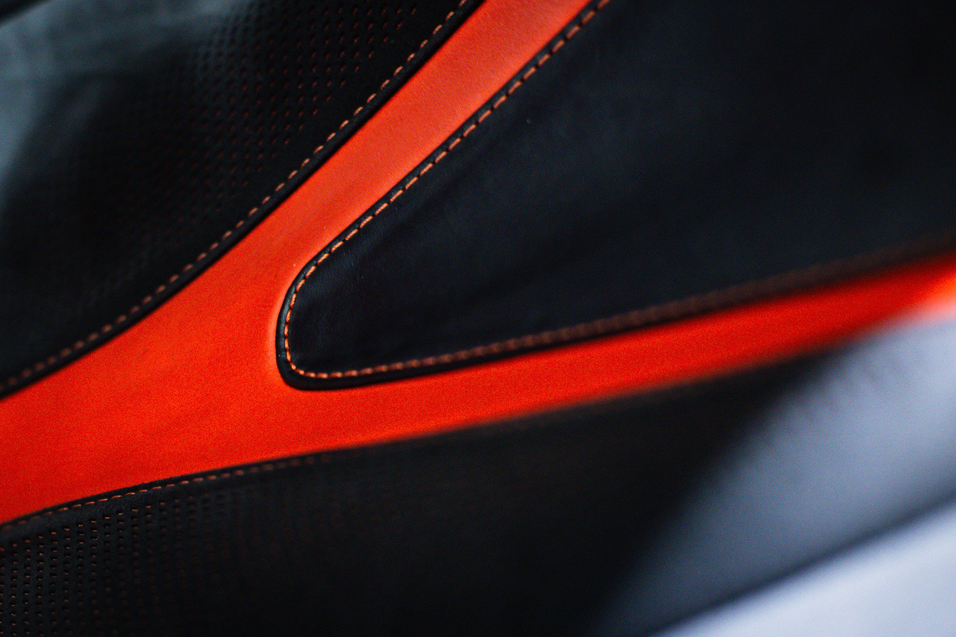 Used 2018 McLaren 720S Performance photo 55