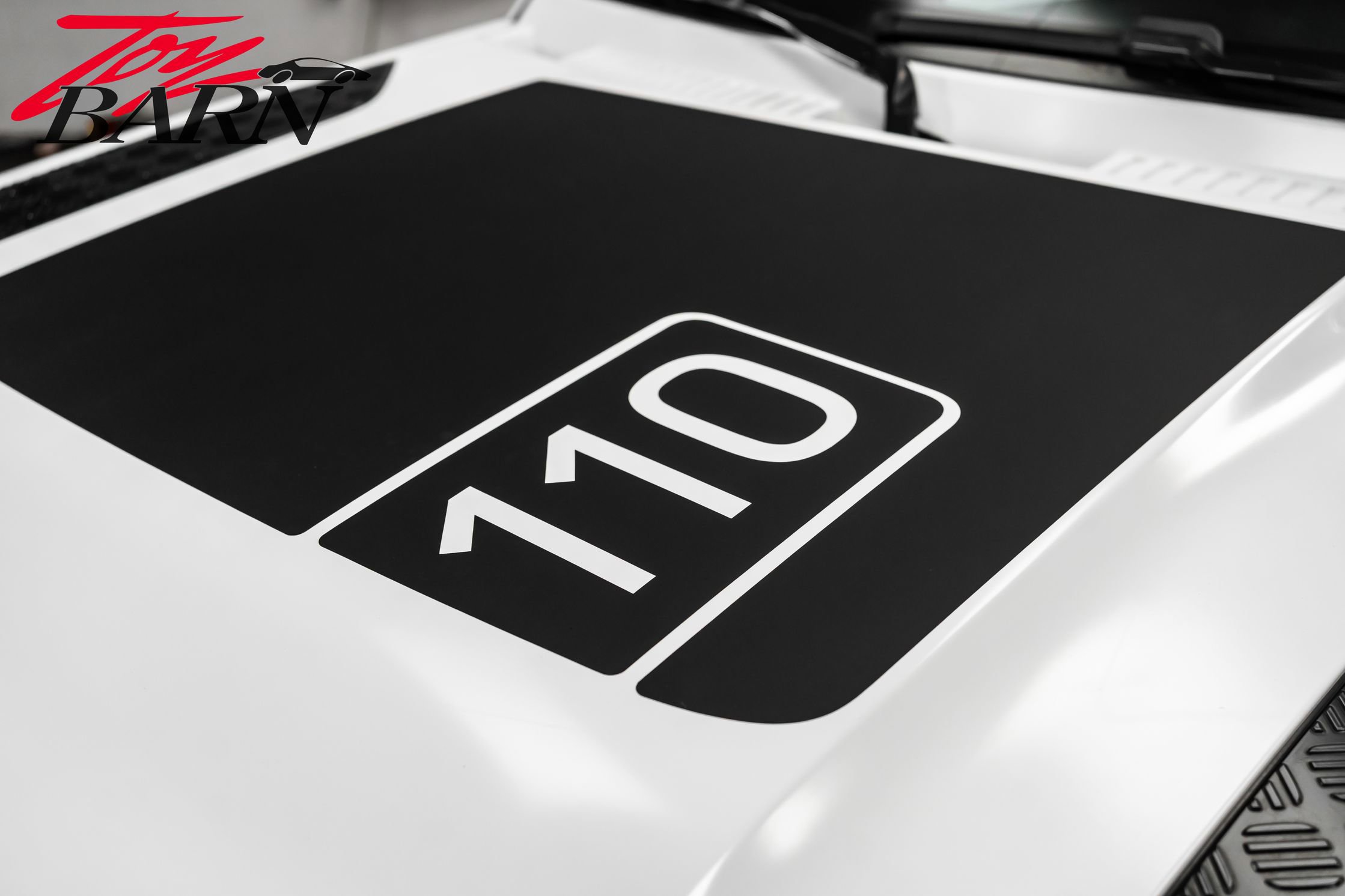 2024 Land Rover Defender 110 S