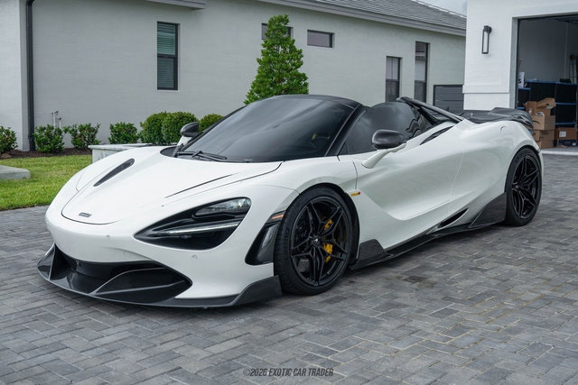 Used 2020 McLaren 720S Performance photo 14
