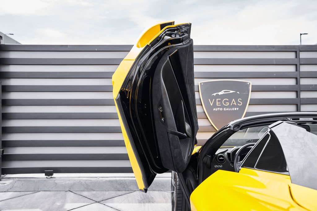Used 2021 McLaren 720S Luxury photo 28