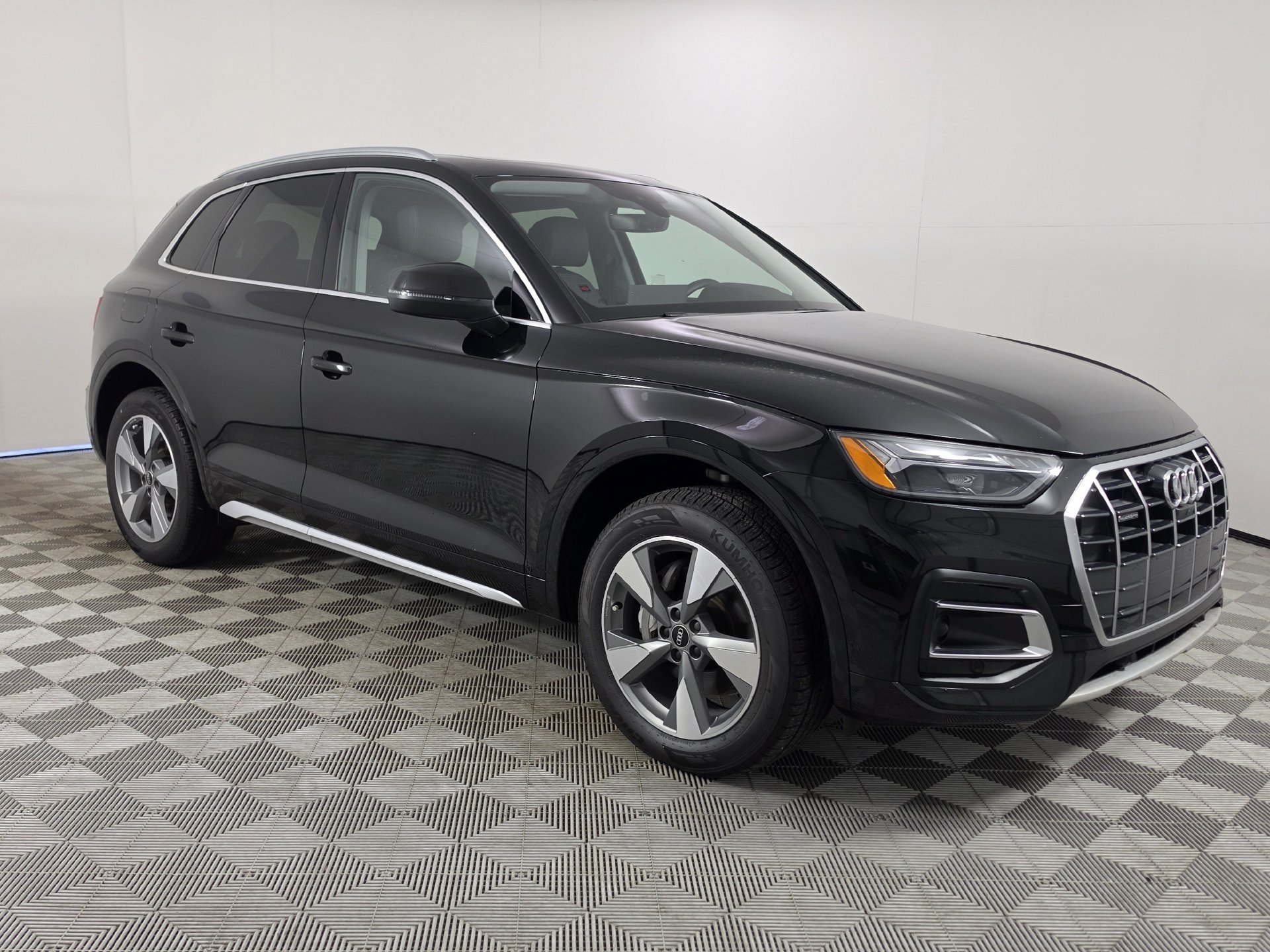 Used 2024 Audi Q5 Premium