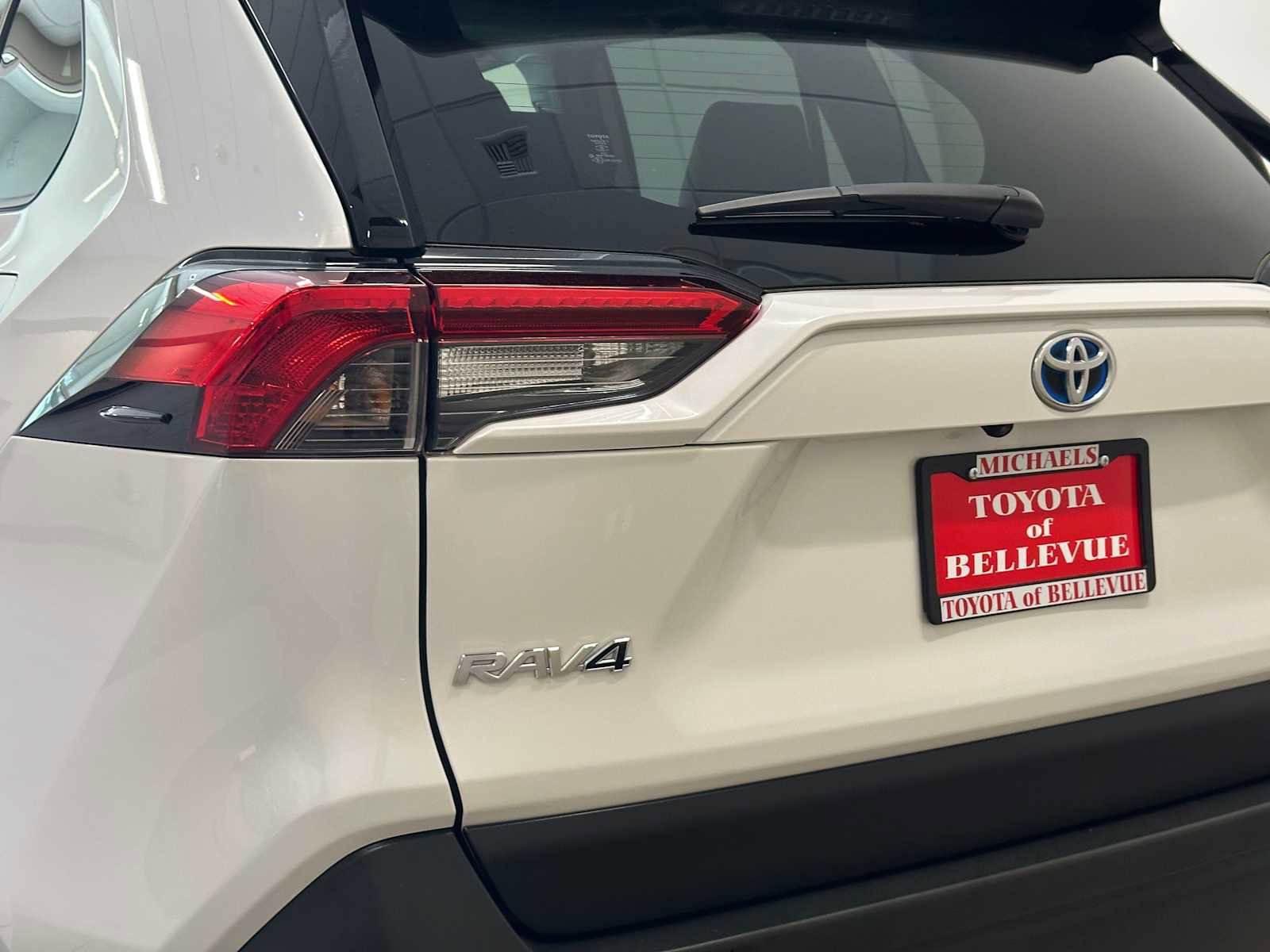 2023 Toyota RAV4 XLE Premium