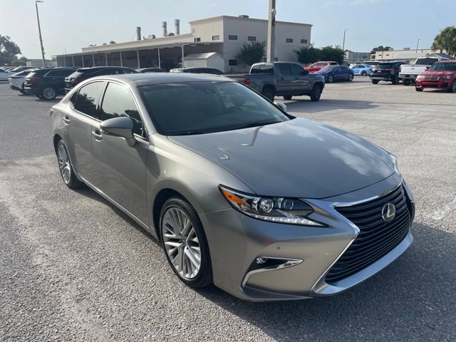 Used 2017 Lexus ES 350 w/ Ultra Luxury Package