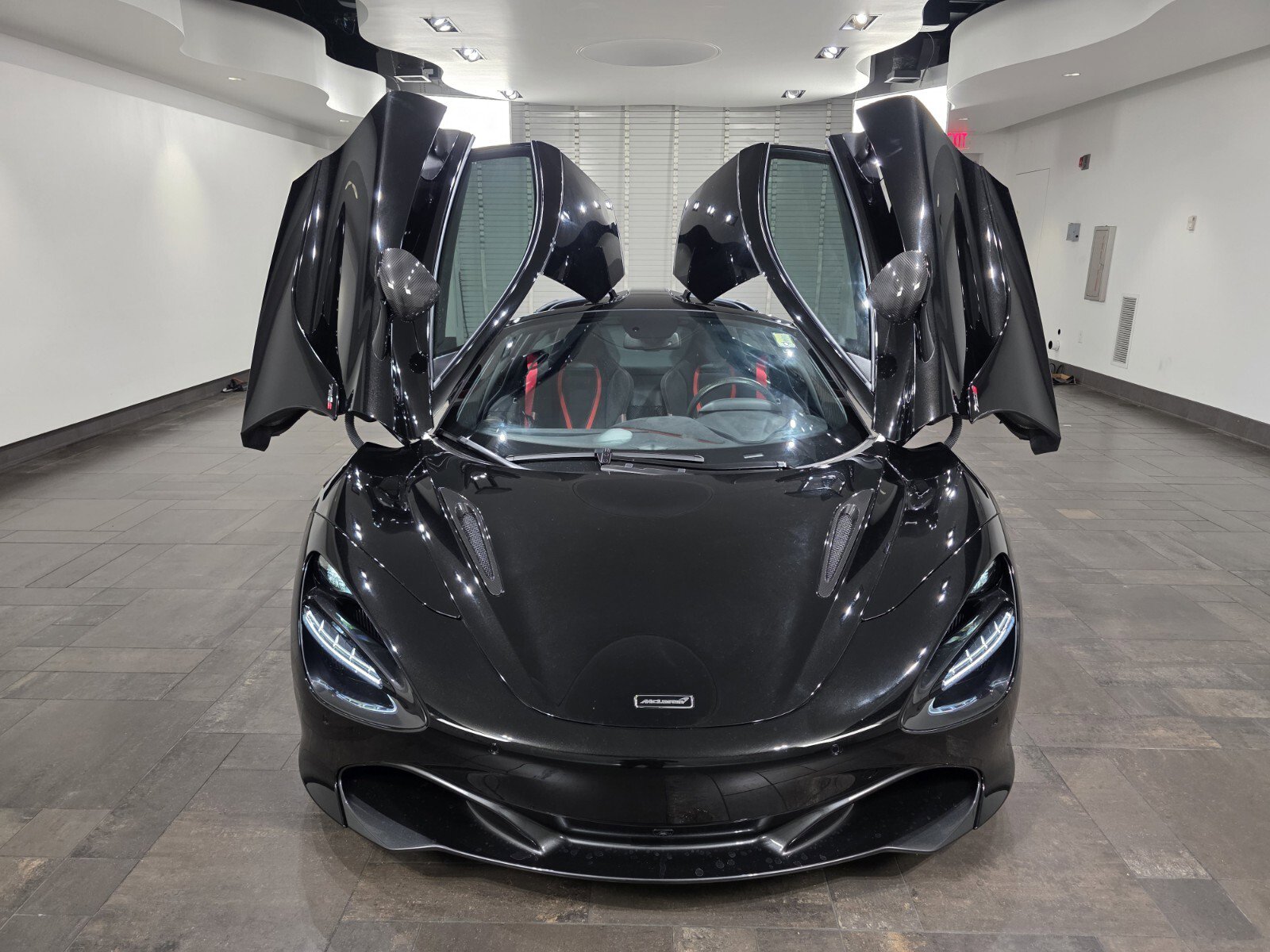 Used 2022 McLaren 720S Performance photo 20