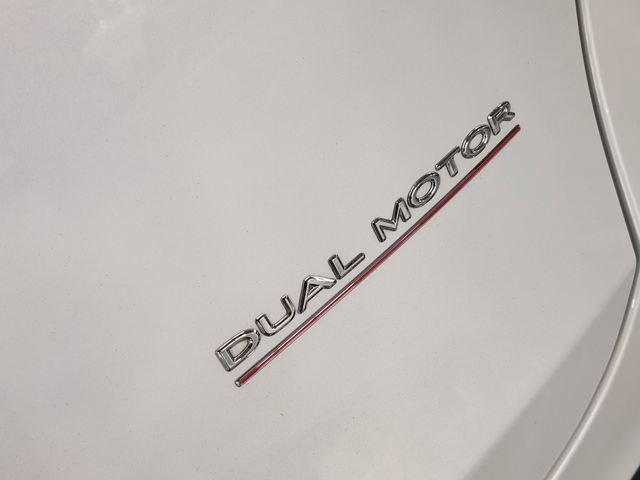 2024 Tesla Model Y Performance