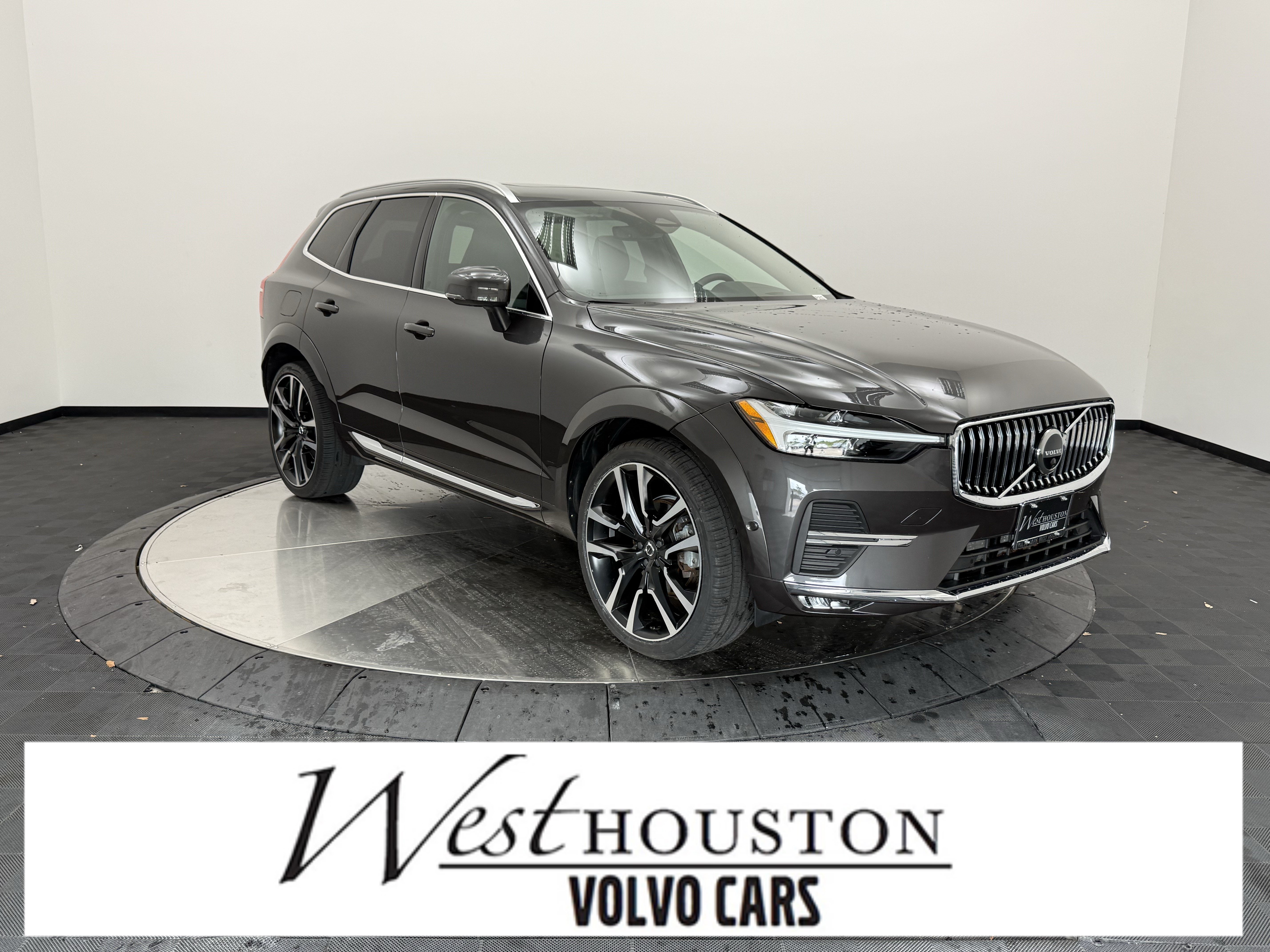 Certified 2023 Volvo XC60 B5 Ultimate