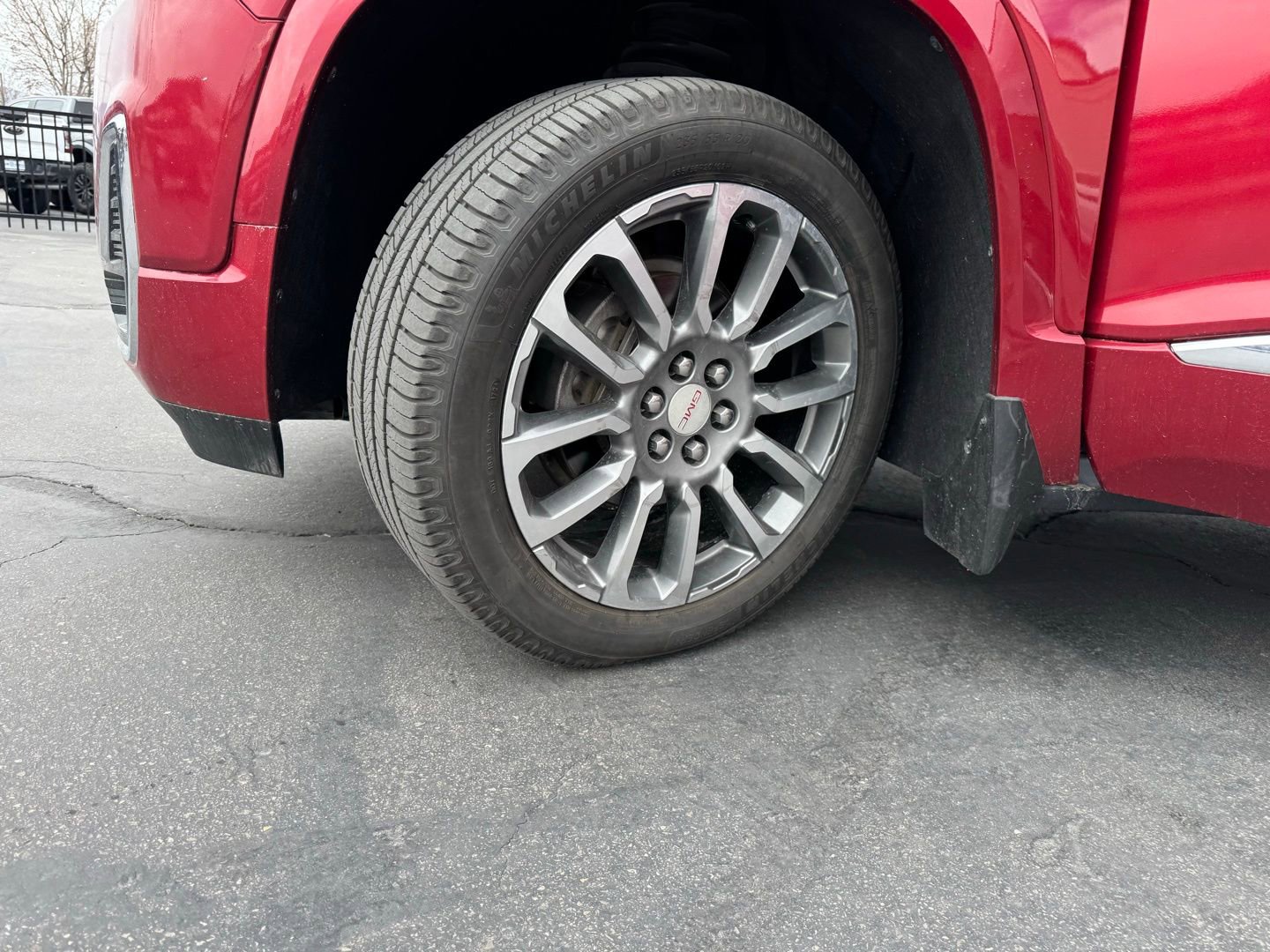 2020 GMC Acadia Denali