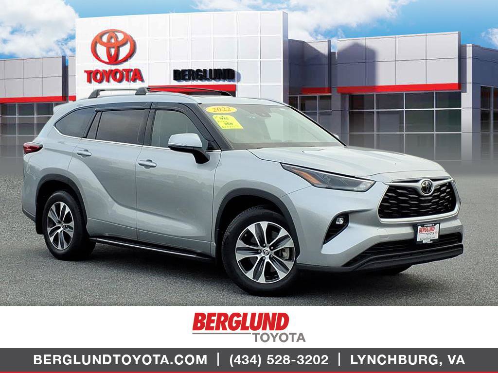 Used 2022 Toyota Highlander XLE