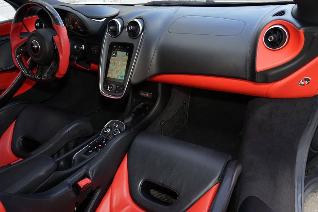 Used 2020 McLaren 600LT Spider photo 14