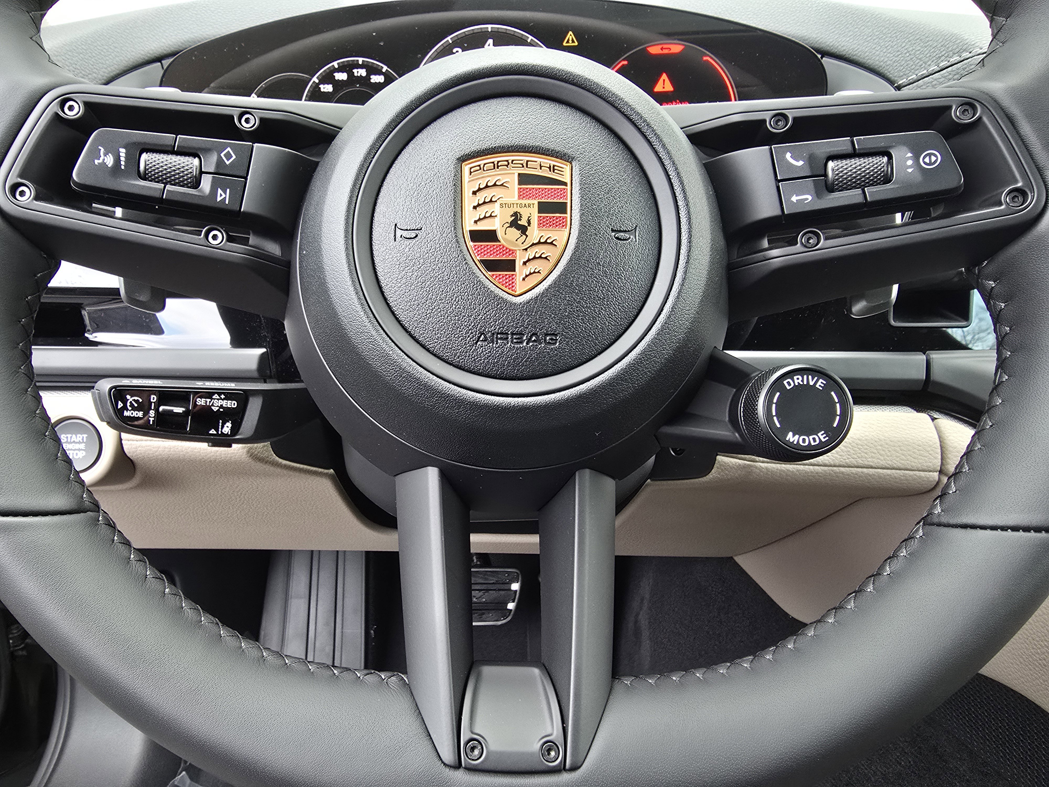 2026 Porsche Panamera 4