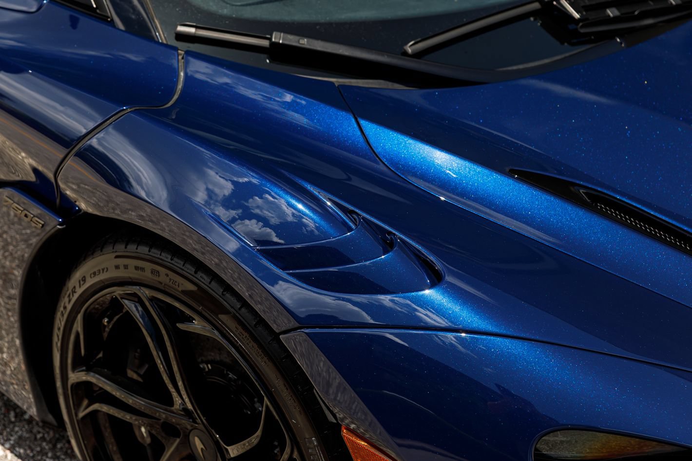 Used 2025 McLaren 750S photo 20