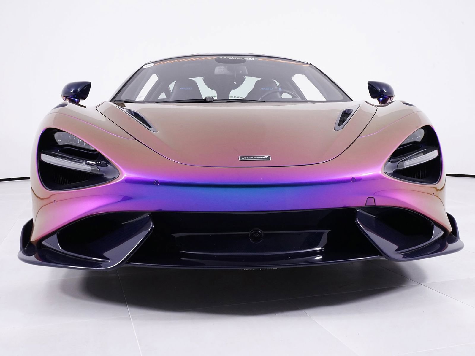 Used 2021 McLaren 765LT photo 17