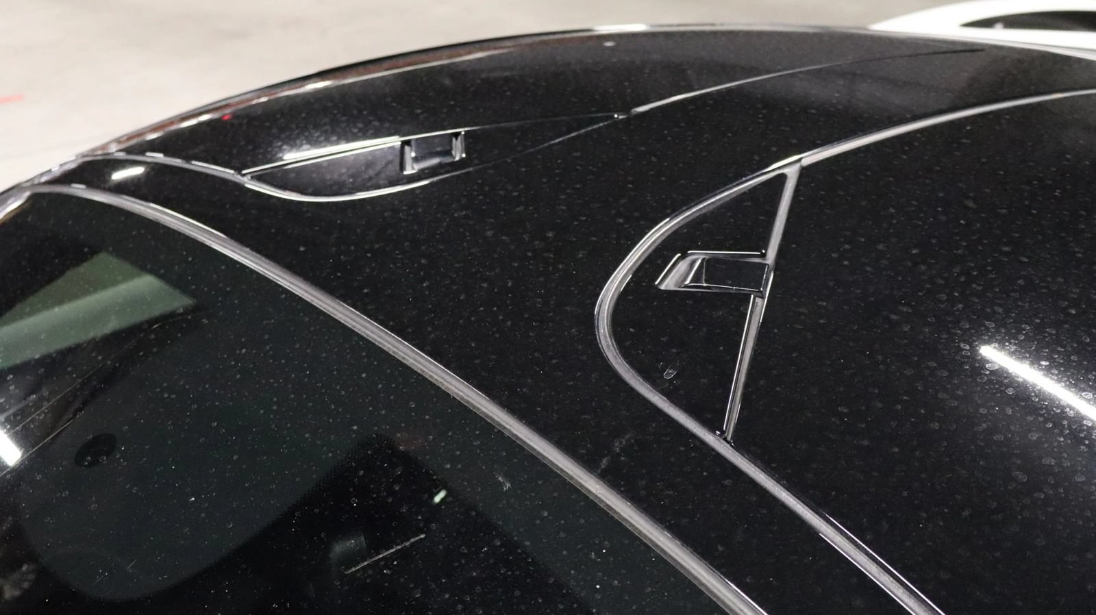 Used 2019 McLaren 720S photo 31
