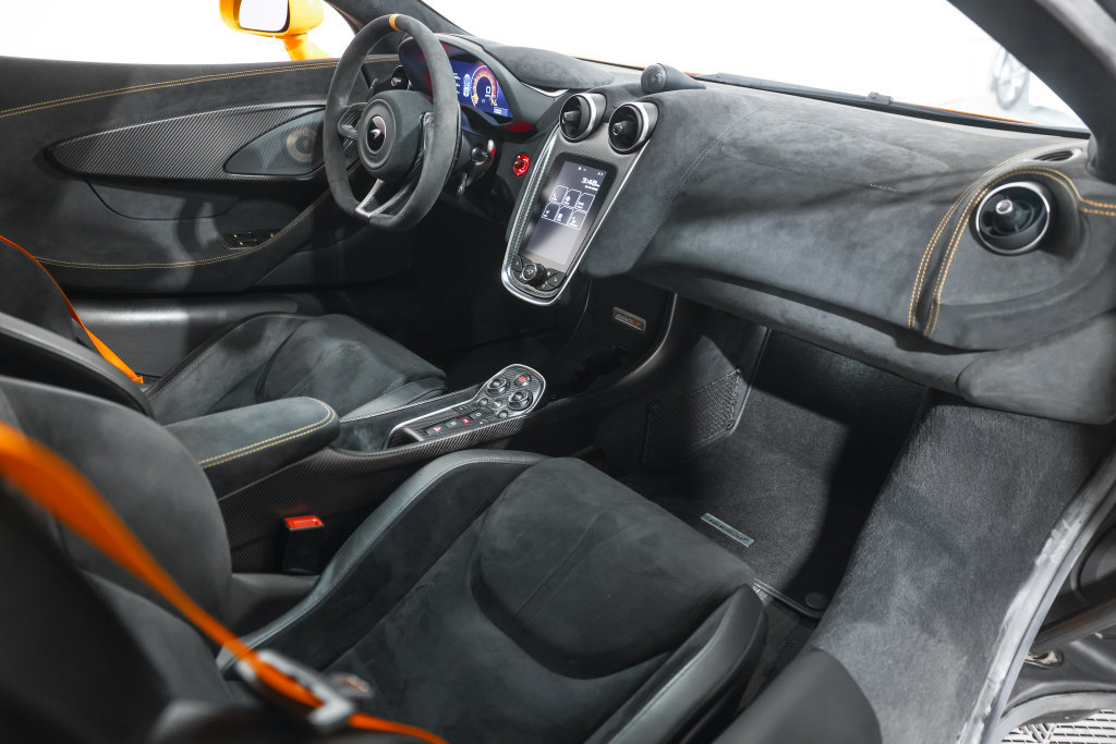 Used 2019 McLaren 600LT photo 24
