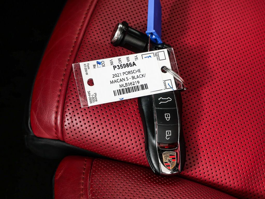 2021 Porsche Macan S