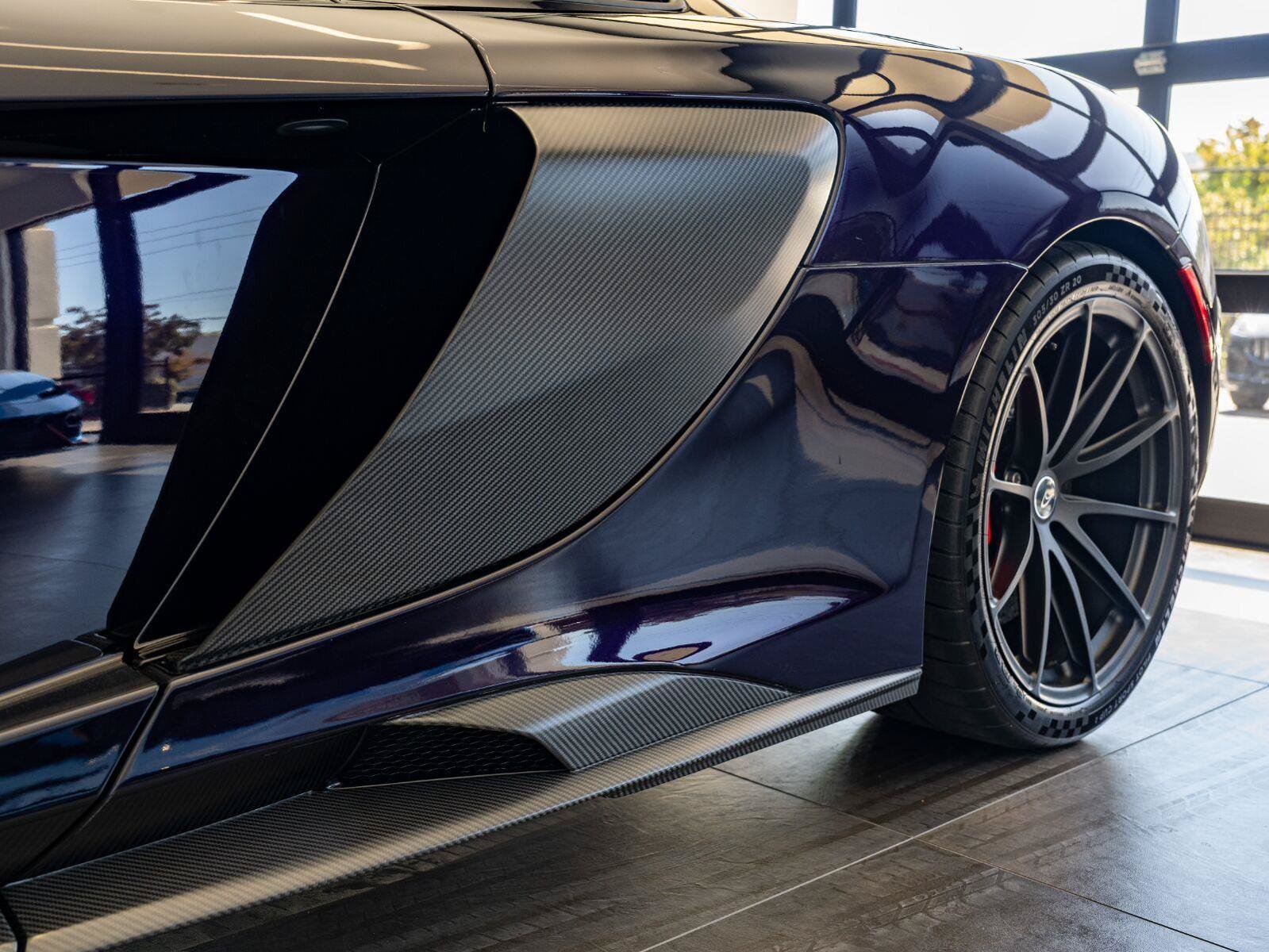Used 2016 McLaren 675LT Coupe photo 39
