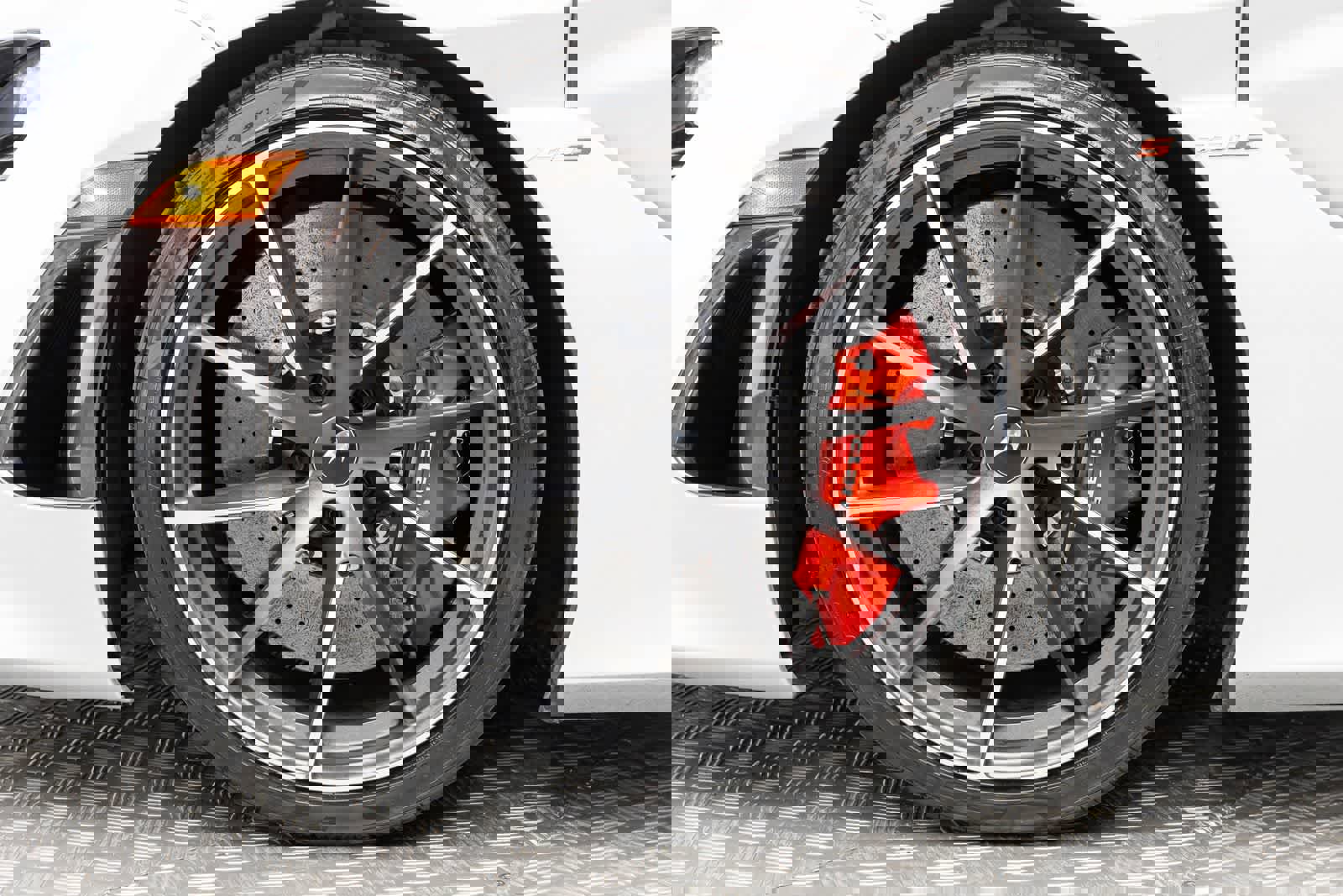 Used 2022 McLaren 720S Spider photo 8